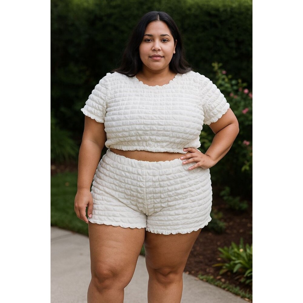 White Textured 2-Piece Set Short Sleeve Crop Top High-Waisted Shorts Stretch 3XL